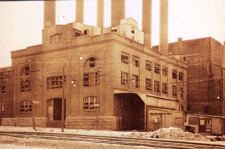 Racine's central electric generating plant, 1925